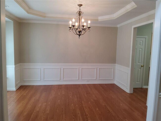 Building Photo - 807 Slope Creek Way