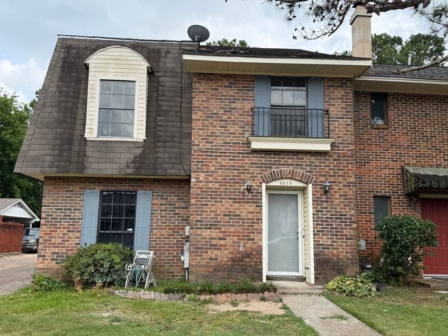 Building Photo - 6074 Little Ln