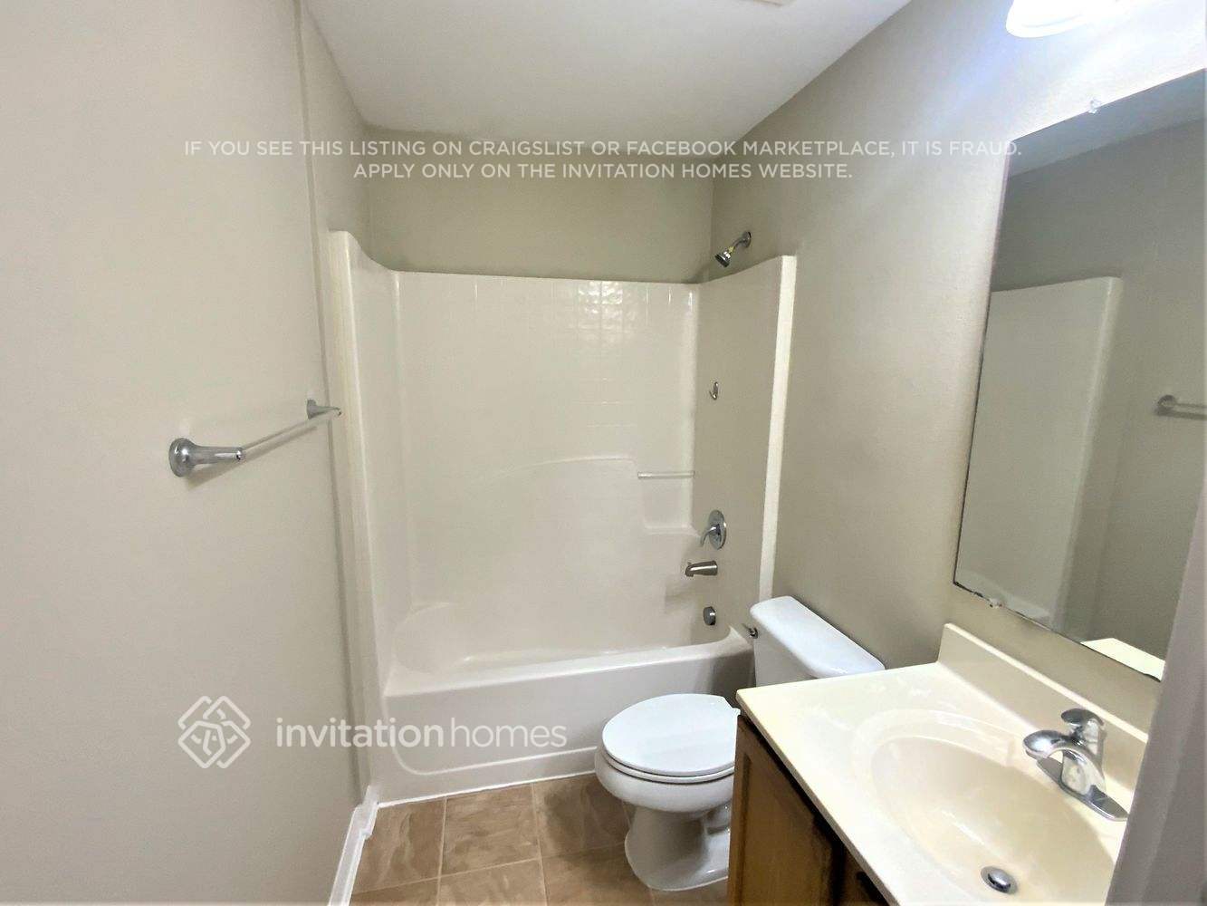 Building Photo - 1786 Hearth Street