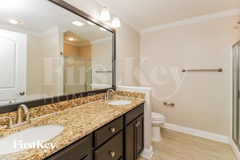 Building Photo - 2802 Fallin Ct