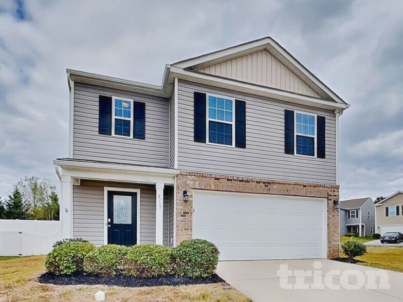 Building Photo - 8755 Longnor St