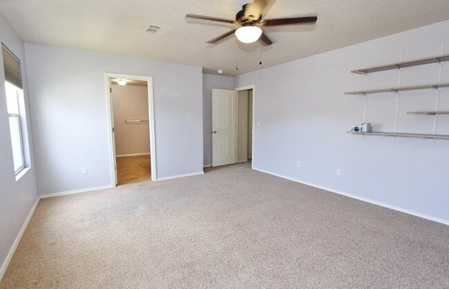 Building Photo - 9607 W Lillywood Dr