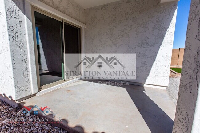 Building Photo - 7439 S 76th Dr