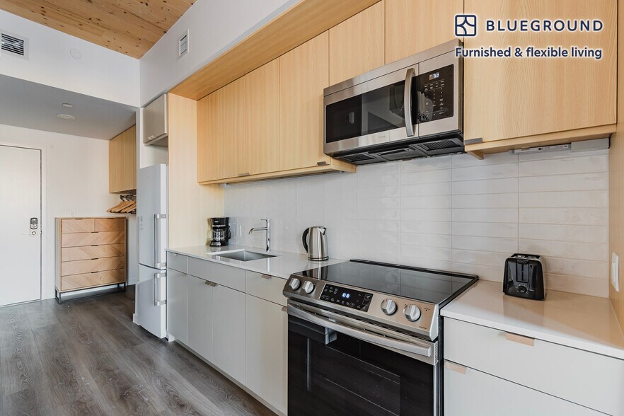 Building Photo - 154 Broadway-SI FL2-ID1105