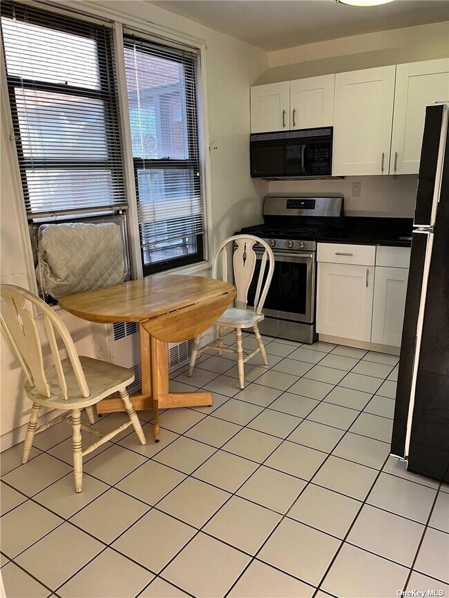 Building Photo - 182-12 Horace Harding Expy