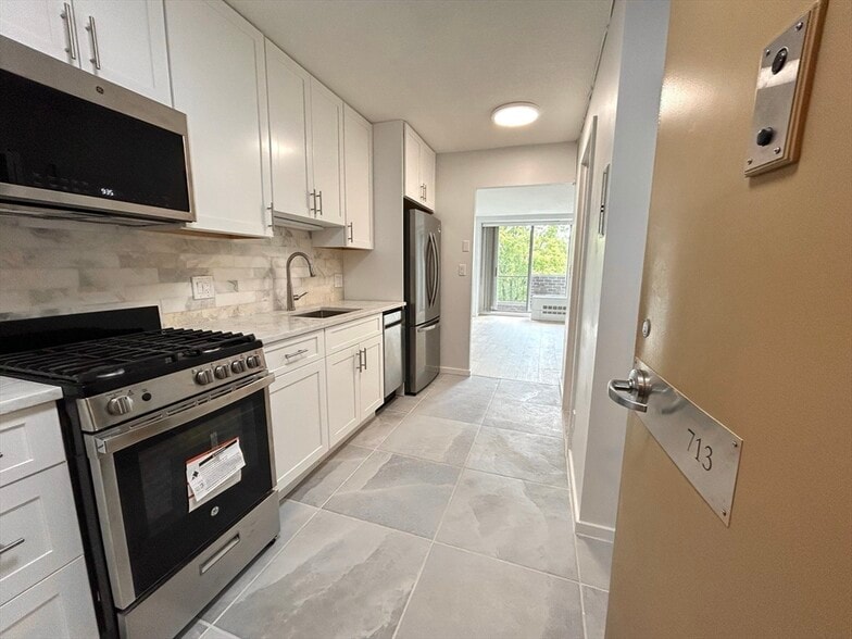 Building Photo - 44 Washington St