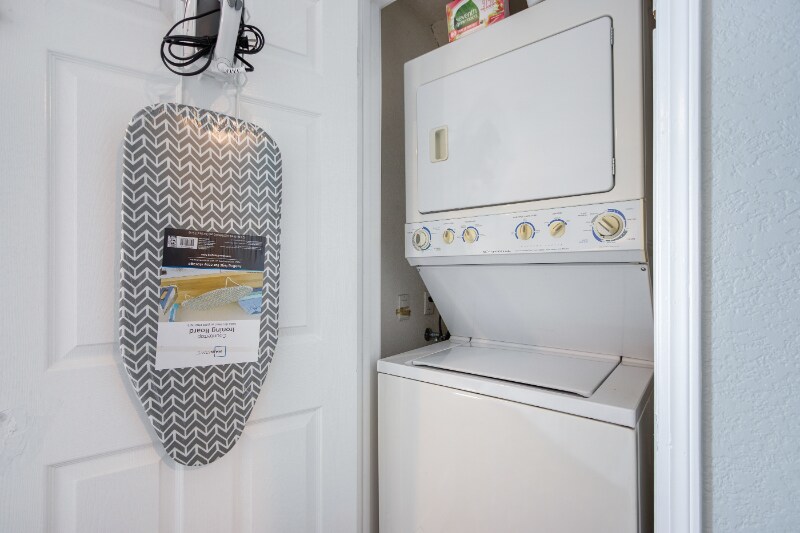 Building Photo - 247 N Sandpiper Cir