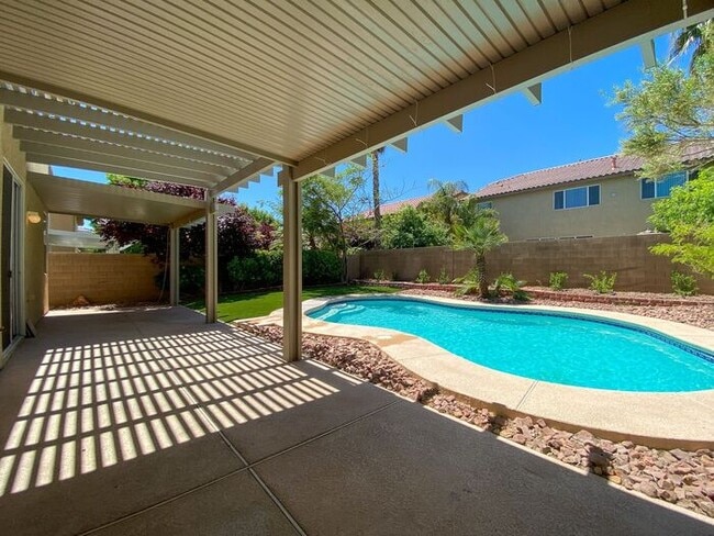 Building Photo - 2700 + Sq ft house with Pool and 3 car garage
