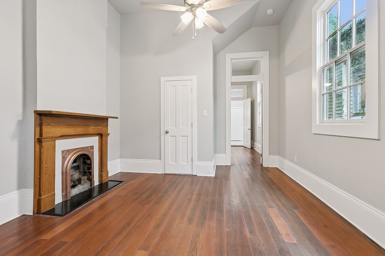 Building Photo - 3429 Baronne St