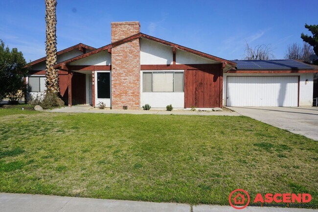 Primary Photo - 3 Bedroom Home Off Ming and Ashe Rd!
