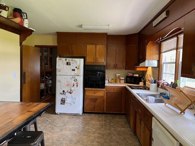 Building Photo - Ranch Style Home Located in Natural Bridge