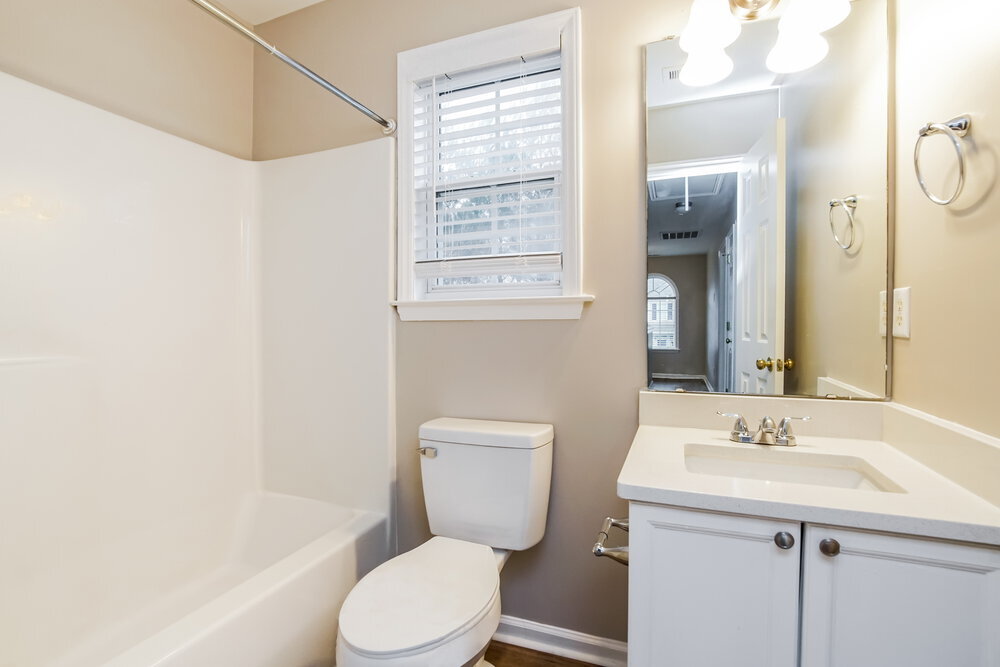 Building Photo - 224 Stansbury Ln