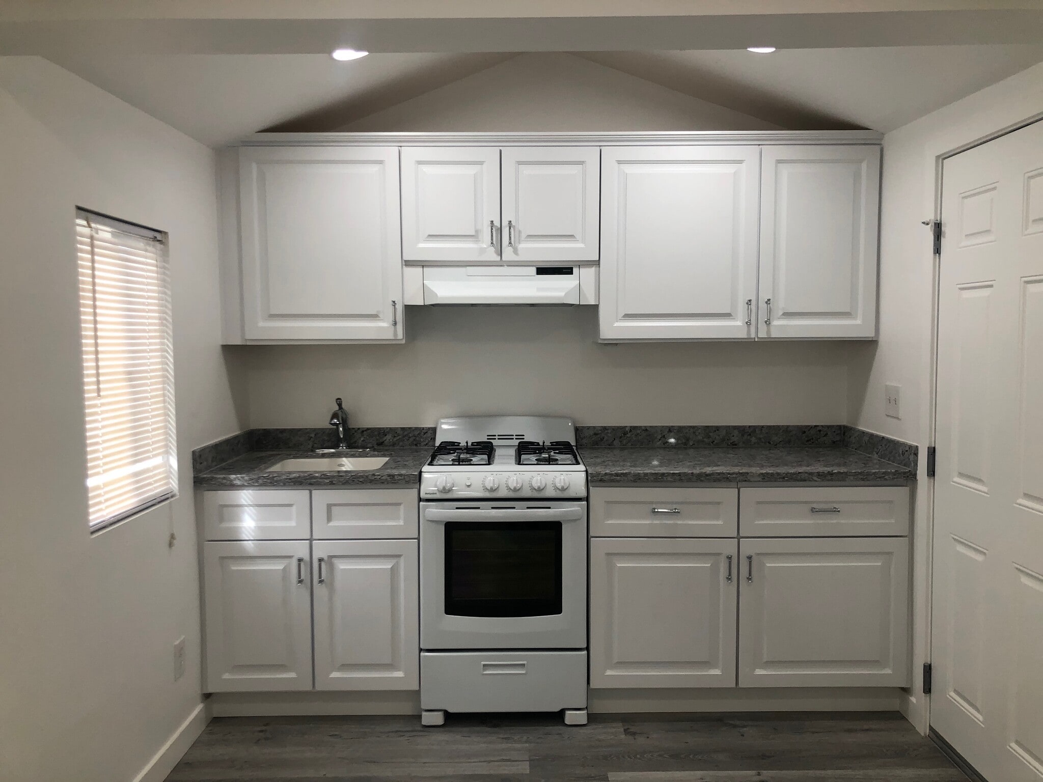 Building Photo - 629 Glendale Trail