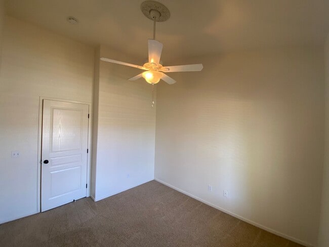 Building Photo - Lovely 2 bedroom, 2 bath home on Dolcetto Court coming soon!