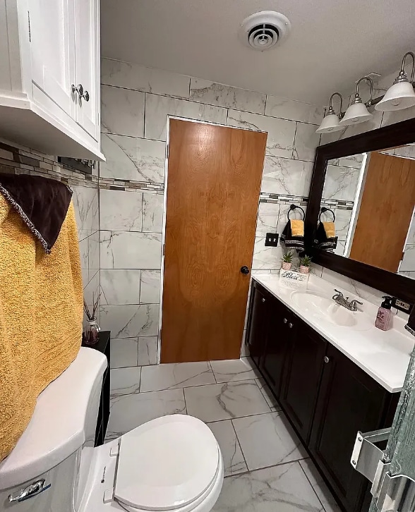 Building Photo - 1313 E Douglas St