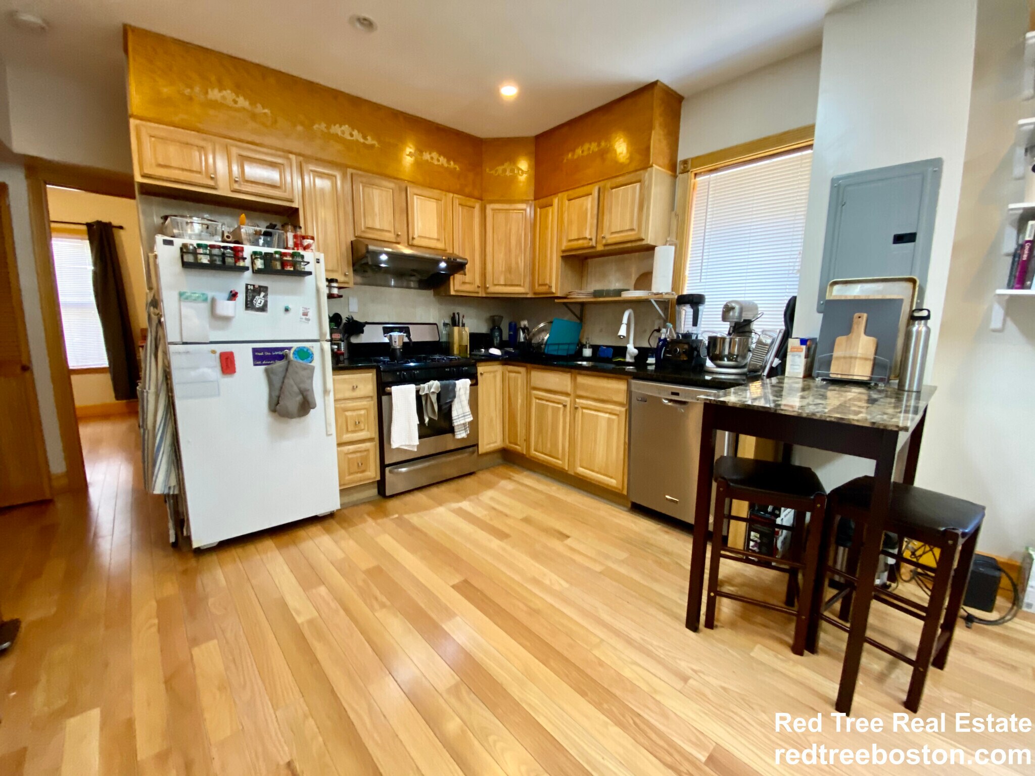 Building Photo - 11 Tabor Pl