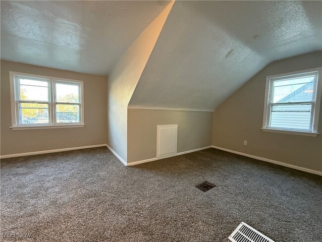 Building Photo - 4468 E 156th St