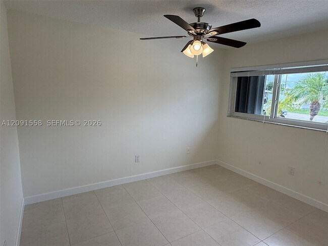 Building Photo - 11450 SW 47th St