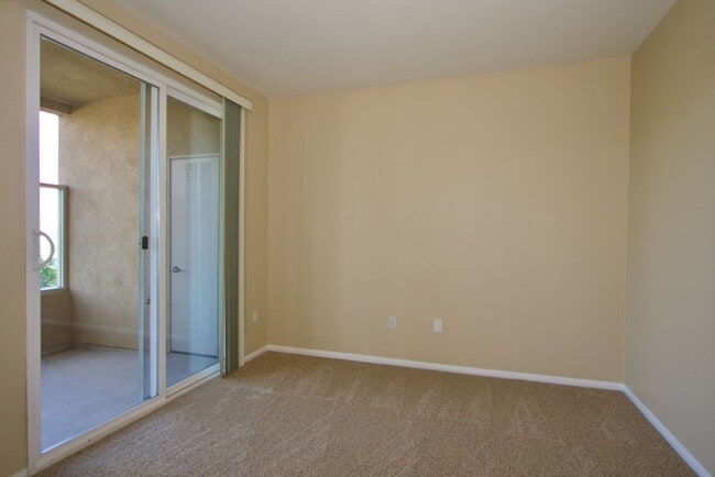 Building Photo - Carlsbad Condo West of 5 Freeway with Lagoon Views - Available June 1st!