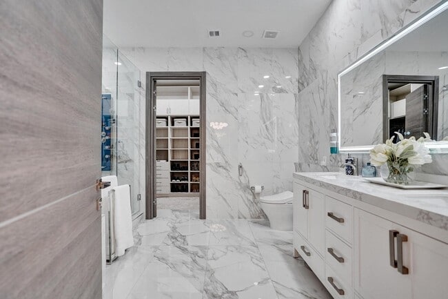 Building Photo - 10424 NW 59th Pl