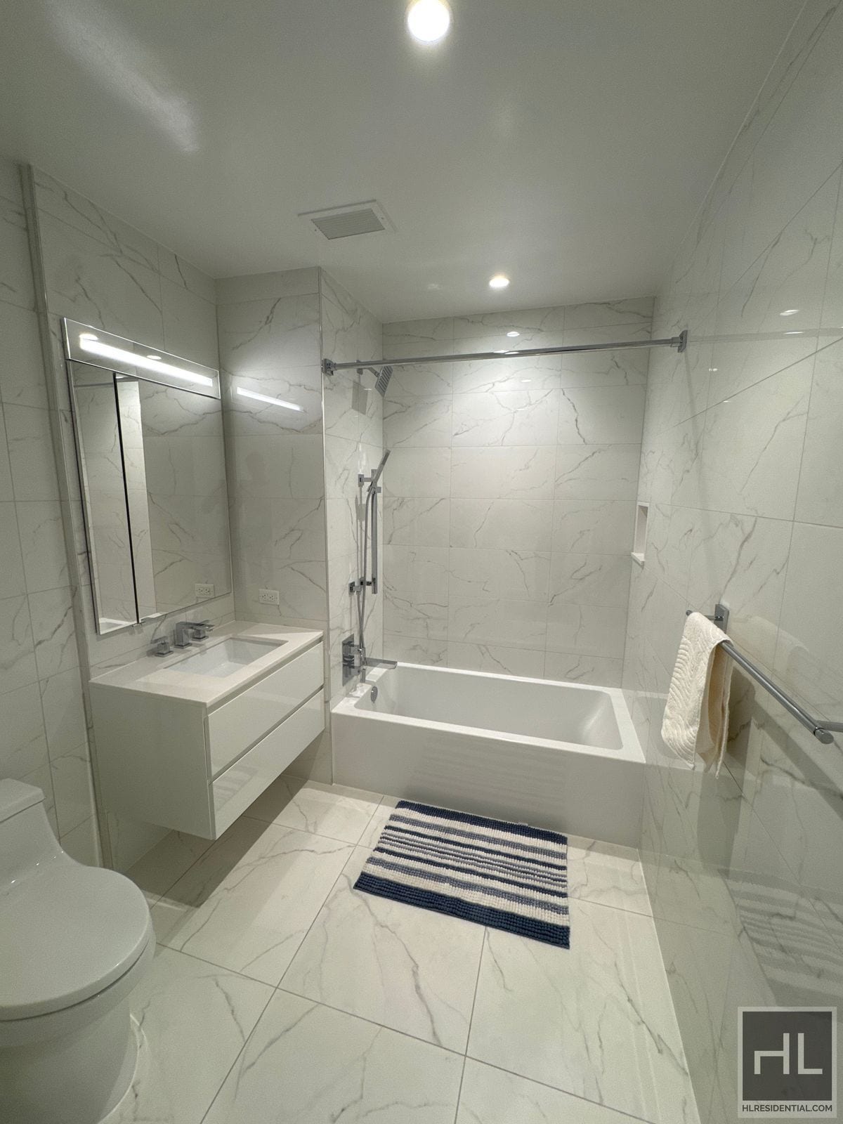 Building Photo - East 44th Street