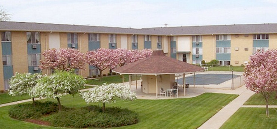 Building Photo - The Poplars Apartments