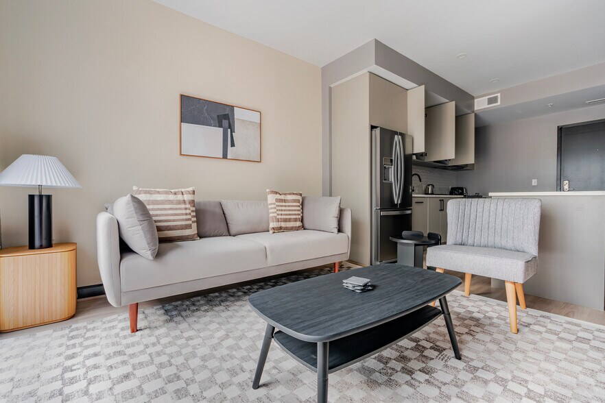 Building Photo - 1313 L St NW