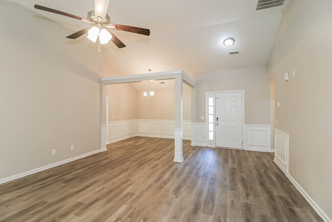 Building Photo - 85 Stone Commons Way