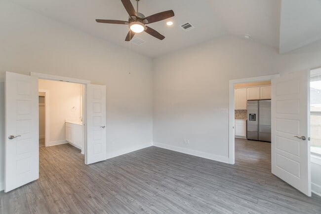 Building Photo - 10539 Preserve Wy