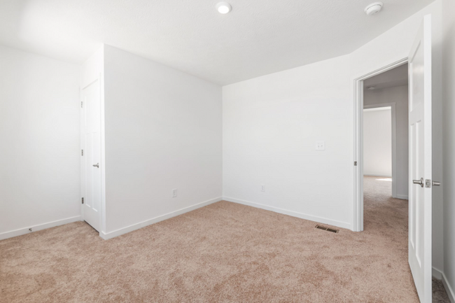Building Photo - 107 Sitka Willow Dr