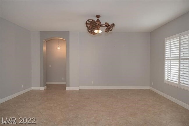 Building Photo - 4935 N Moncada Way