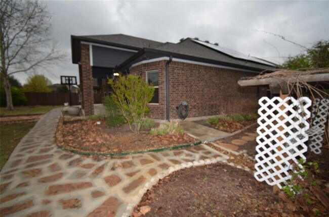 Building Photo - 20400 Horned Owl Trail