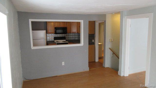 Building Photo - 301 S East St