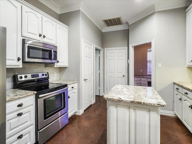 Building Photo - 1101 BreAnne Ct