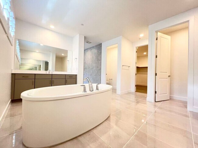 Building Photo - 10743 Patina Hills Ct