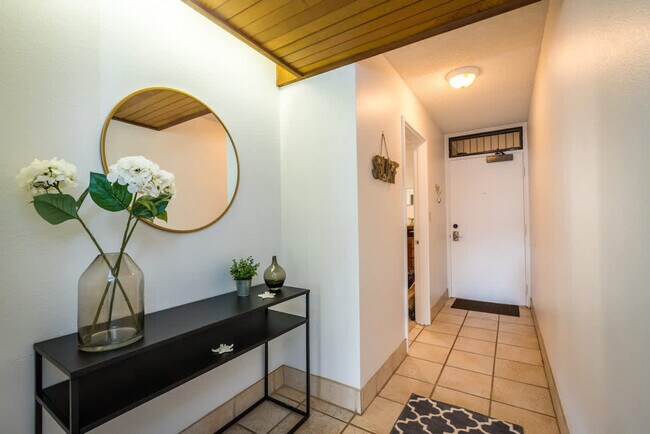 Building Photo - 2695 S Kihei Rd