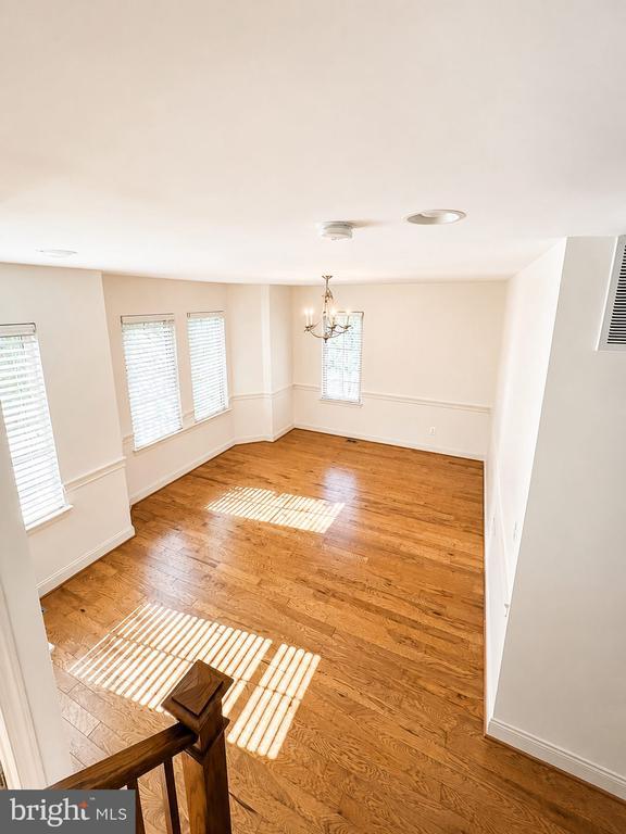 Building Photo - 22806 Breezy Hollow Dr