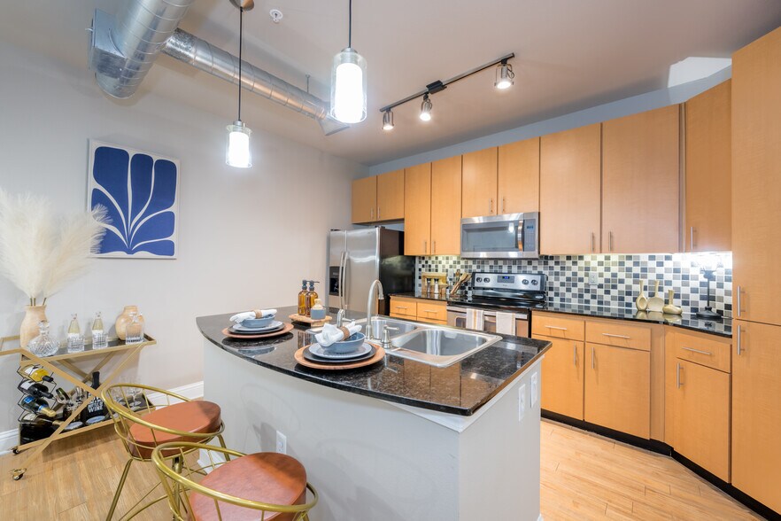 Mosaic South End Apartments 1312 S College St Charlotte NC 28203