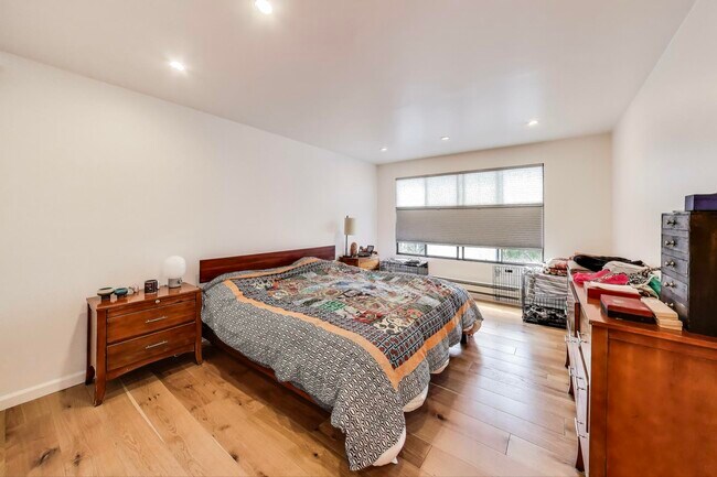 Building Photo - 208 N Lake Merced Hills
