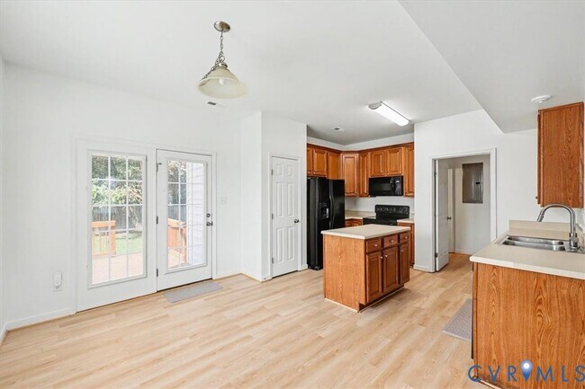 Building Photo - 5412 Huntington Ave