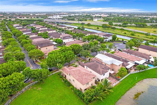 Building Photo - 363 NE 25th Terrace