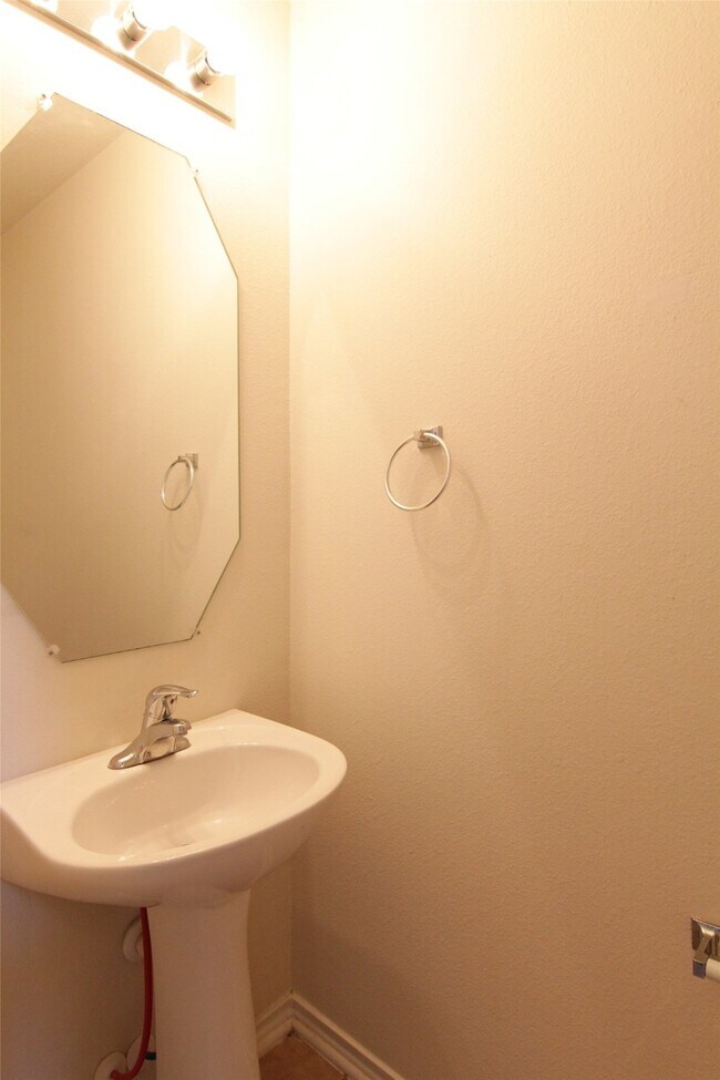 Building Photo - 21802 Dimmett Way