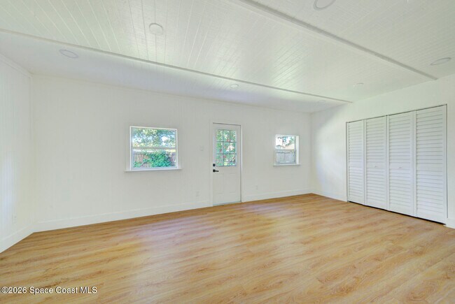 Building Photo - 4580 Flood St
