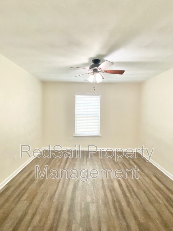 Building Photo - 104 Sharpe Dr