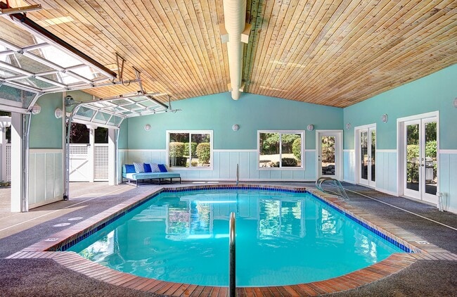 Building Photo - The Reserve at Bucklin Hill