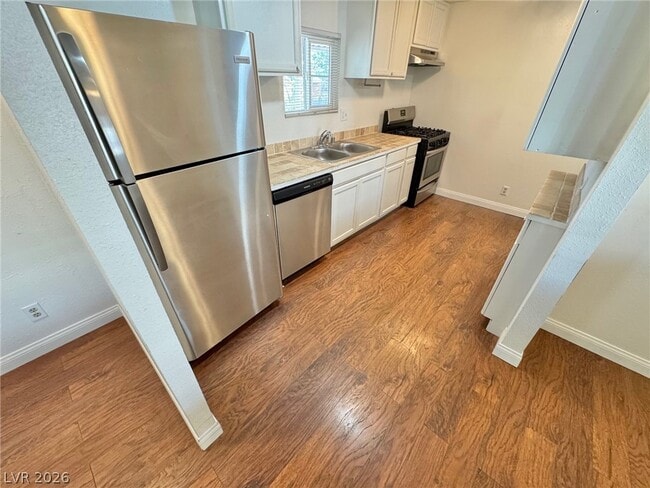 Building Photo - 5239 Ocala Ln