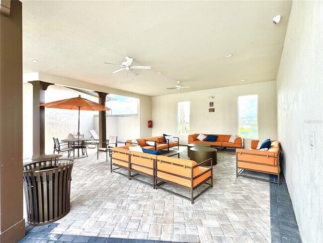 Building Photo - 2922 Boxwood Grove Row