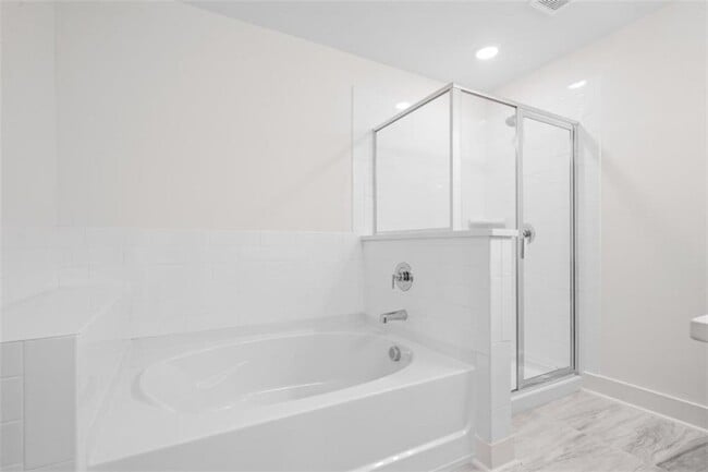 Building Photo - 28 Auburn Valley Wy