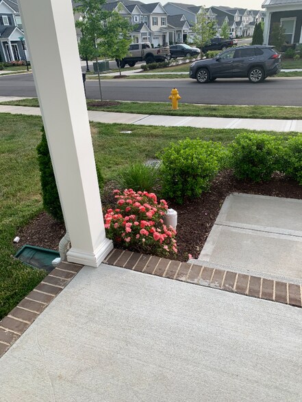 Building Photo - 6024 Gracious Dr