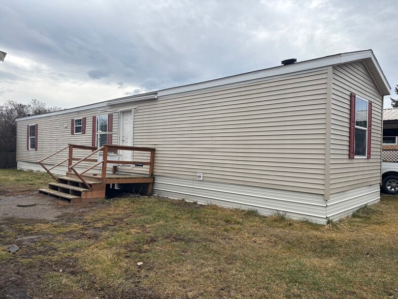 Building Photo - 1045 Conrad Dr